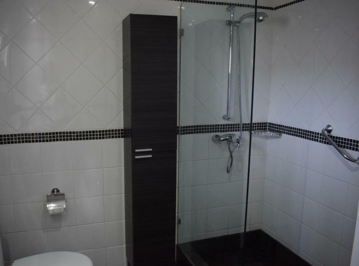 Dalai - Pool View- Good Wifi Appartement
